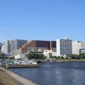 立会川